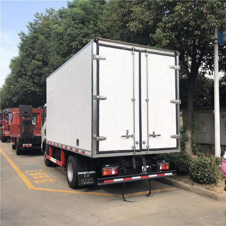 95 km/H 등대세 화물 밴 박스 트럭 4x2 5 톤 디젤 연료 종류