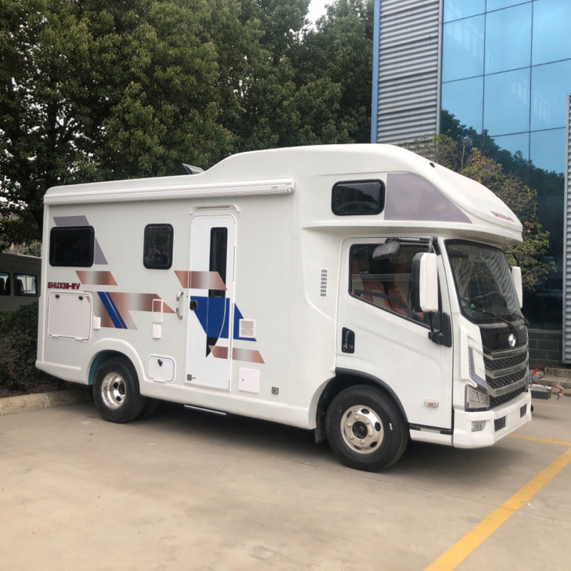 유에진 포톤 야외 캠퍼 밴 자동 변속 장치  4*2 모터홈 RV 캐러밴